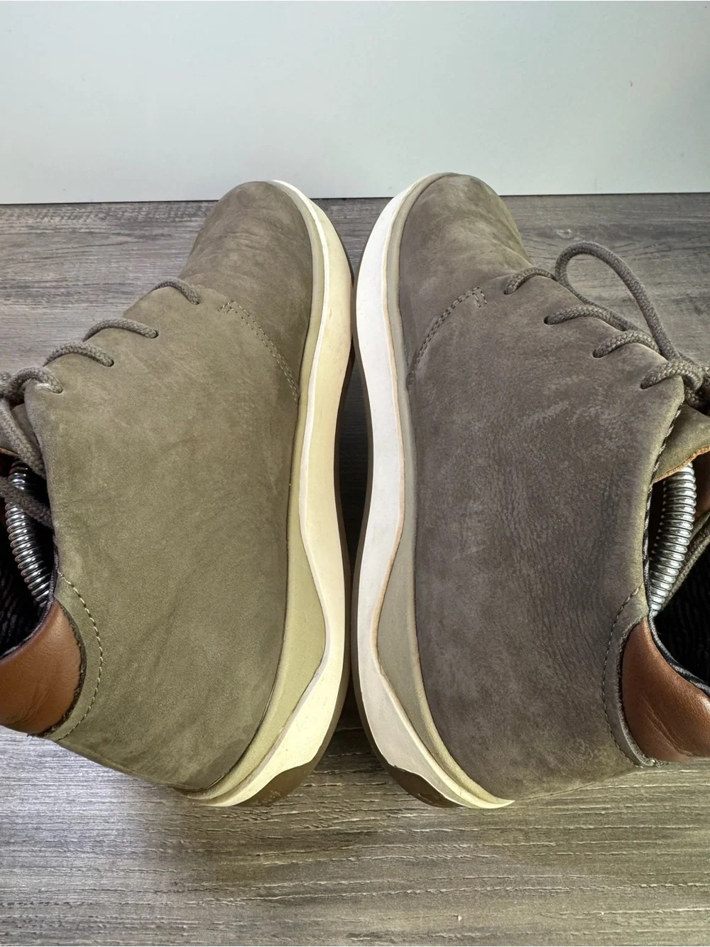 OluKai Papaku Ili Mustang/mustang waterproof leather chukka boot 10/43 $160